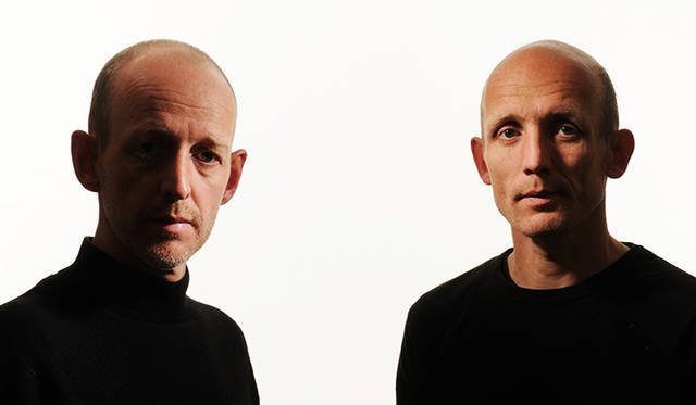 第14回と第16回文化庁メディア芸術祭のアート部門で、二度にわたって大賞を受賞しているコッドアクト。音楽家と建築家のバックグラウンドをもつスイス出身の兄弟ユニットだ。今回は複雑かつ有機的な動きと音を生み出す音響彫刻『Nyloïd』で、同部門の優秀賞を受賞した。