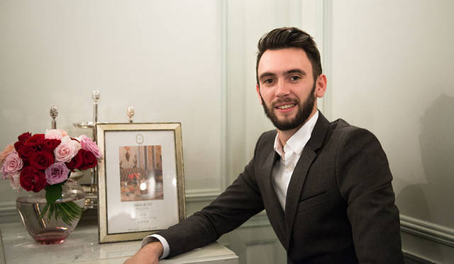 ヤン・メンギ氏