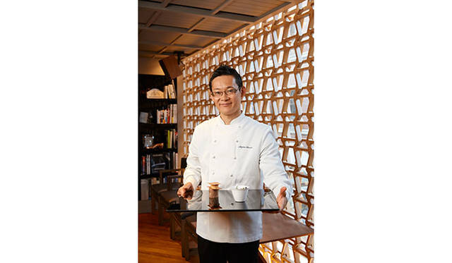 「HAJIME」オーナー・シェフ　米田肇氏