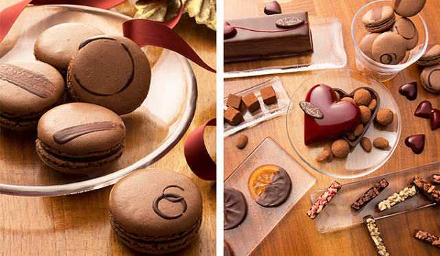 <strong>ハイアット リージェンシー 東京</strong><br/>マカロン、ショコラをスペシャリテとするペストリー・ベーカー料理長、佐藤浩一氏がイタリア・ドモーリ社のチョコレートを使い、カカオ分の量や産地による香りや味わいの違いを、5つのマカロンで表現。甘味と苦味、酸味、香りにそれぞれの個性が感じられ、チョコレートの多彩な表情と奥深い世界を探求したい人にぴったりのショコラスイーツだ。<br/><br/><strong>「5種のショコラマカロン」</strong><br/>価格｜1512円<br/>販売期間｜3月14日（土）まで<br/>販売店舗｜ハイアット リージェンシー 東京　ロビーフロア・2F「ペストリーショップ」<br/><br/>ハイアット リージェンシー 東京　ペストリーショップ<br/>東京都新宿区西新宿2-7-2<br/>Tel. 03-3348-1234（代表）<br/>http://www.hyattregencytokyo.com/restaurant/pastryshop/