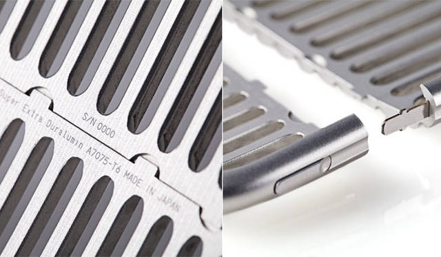 ジュラルミン製iPhone6ケース「The Slit（ザ・スリット）」