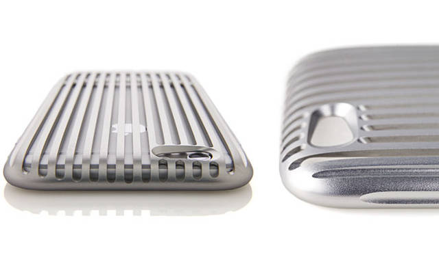 ジュラルミン製iPhone6ケース「The Slit（ザ・スリット）」