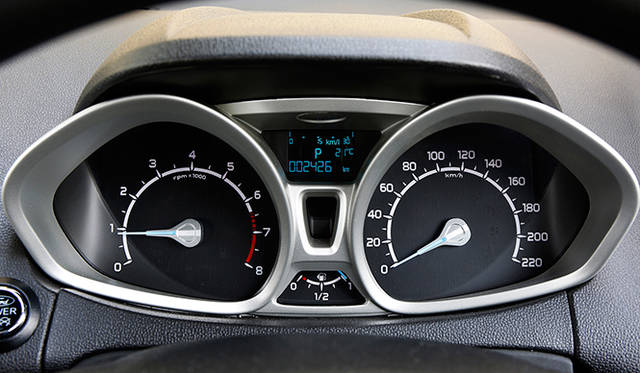 34_ford_ecosport_034