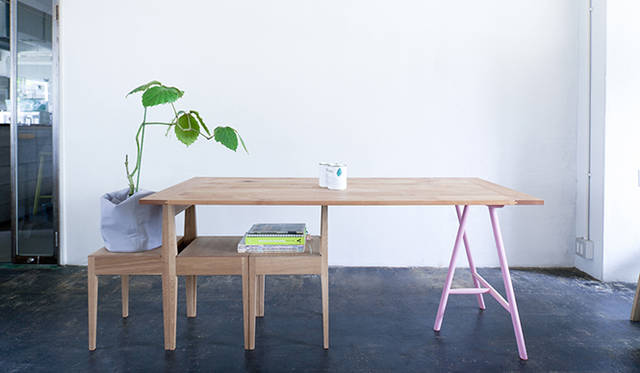 使い手が工夫を加えることで道具として成立する家具「TROPE」