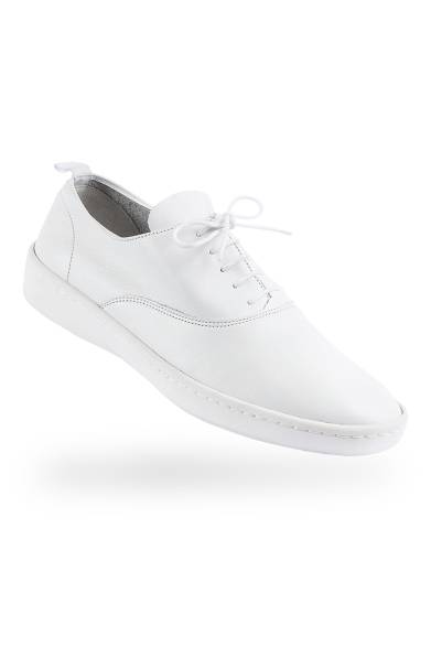 BZ<br/>色｜ホワイト<br/>価格｜5万4000円