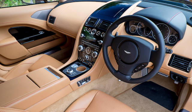 Aston Martin Rapide S|アストンマーティン ラピードS