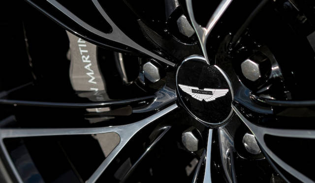 Aston Martin Vanquish|アストンマーティン ヴァンキッシュ
