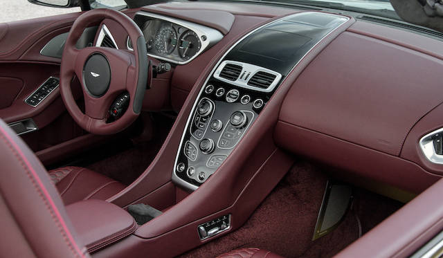 Aston Martin Vanquish Volante|アストンマーティン ヴァンキッシュ ヴォランテ