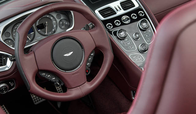Aston Martin Vanquish Volante|アストンマーティン ヴァンキッシュ ヴォランテ