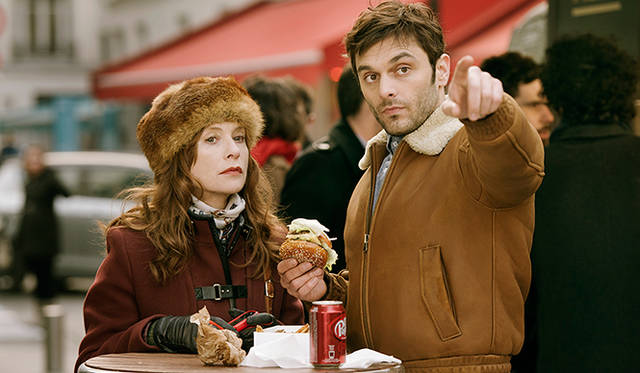 『間奏曲はパリで』　マルク・フィトゥシ監督　4月4日（土）公開<br />© 2014, Avenue B et Vito Films, Tous droits réservés.