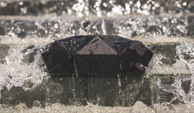 「Big Turtle Shell」（ブラック、グレー）3万5640円