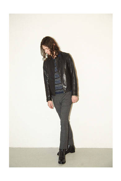 レザー10万8000円、インナー1万2960円、パンツ2万3760円、ブーツ4万9680円