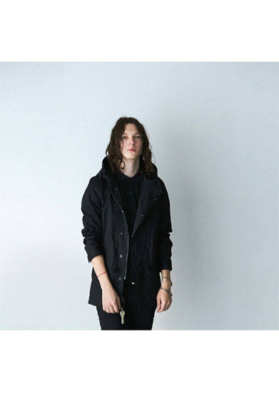 コート4万4280円、ポロシャツ9936円