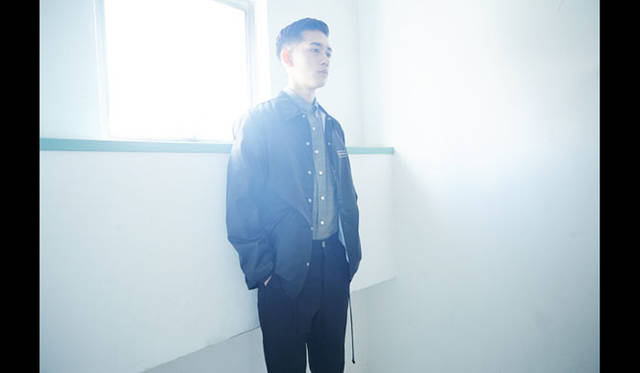 コーチジャケット2万520円、シャツ2万952円、パンツ2万6136円