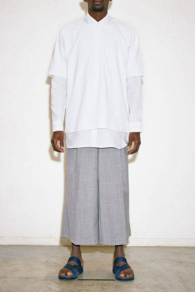 TEE 1万2420円、シャツ1万8360円、パンツ2万3220円