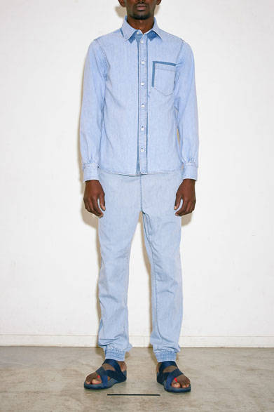 シャツ2万4840円、パンツ1万9440円