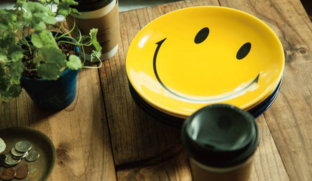 SMILE PLATE（Yellow）4212円