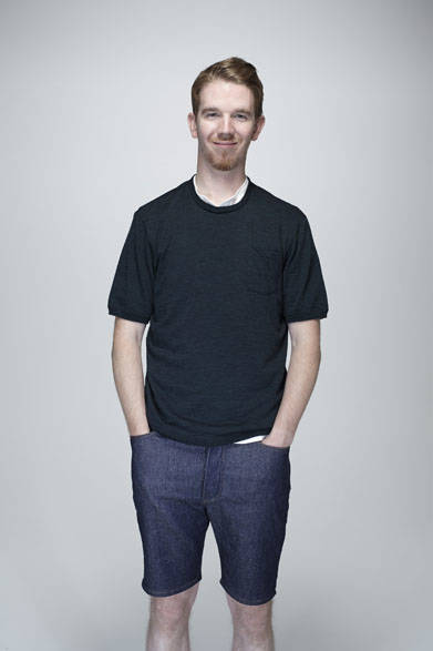 ロングスリーブ BDシャツ1万6200円、デニムショーツ2万3760円