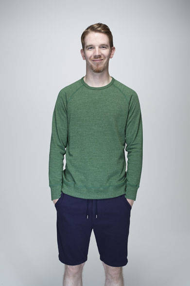 クルーネックスウェット9936円、ショーツ1万9440円