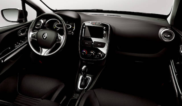 写真は本国仕様のもの。日本仕様は右ハンドル