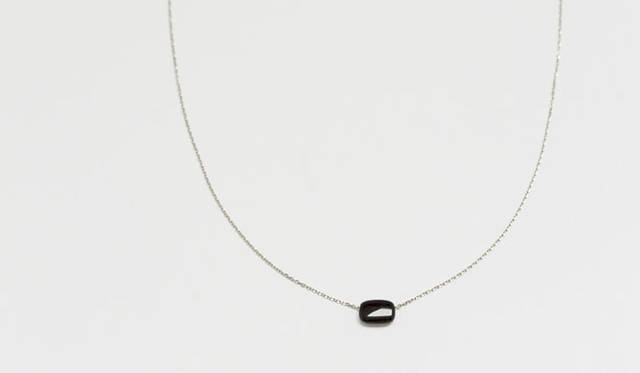 <strong>ジュエリーライン「GEOMETRIC」</strong>