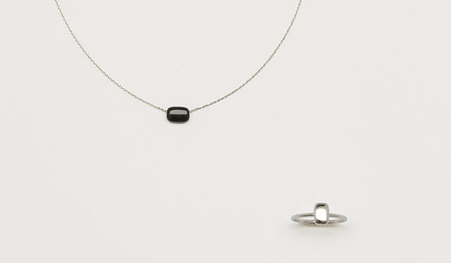 <strong>ジュエリーライン「GEOMETRIC」</strong>