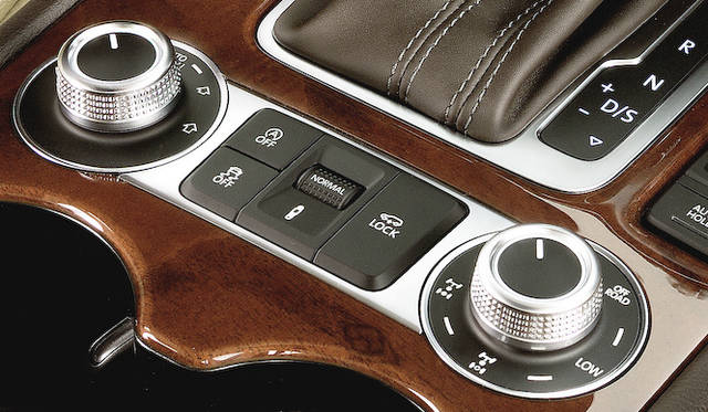 Volkswagen Touareg│フォルクスワーゲン トゥアレグ