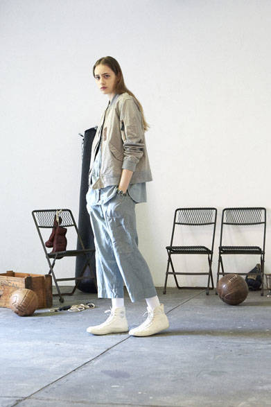 ジャケット3万9960円、シャツ2万3760円、パンツ2万3760円