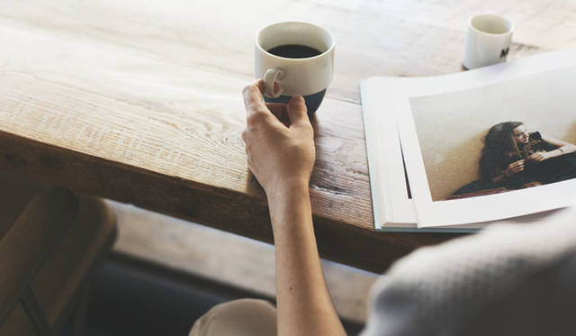 <strong>2015年春夏コレクション</strong>　ラガーシャツ2万1600円、パンツ2万4840円