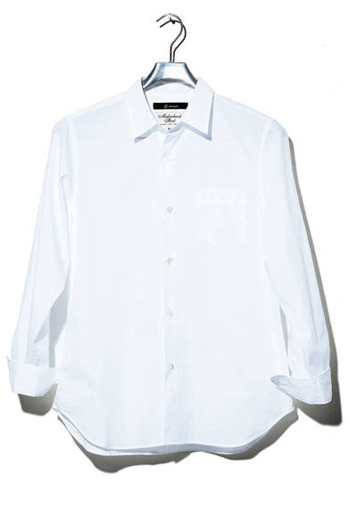 ブロードを使ったシンプルなレディースのコットンシャツ