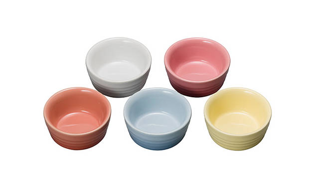 <strong>プチ・ラムカン（5個入り）</strong><br />カラー｜ホリデーブランチ<br />価格｜4000円（直径7×高さ3.5cm、容量55mL）