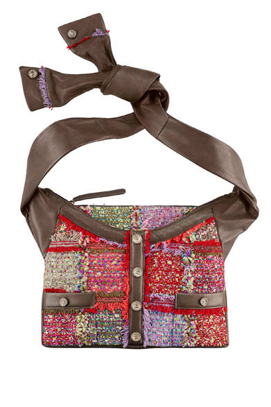 ガール シャネル［H29.5×W35×D3.5㎝］<br />価格｜66万2040円