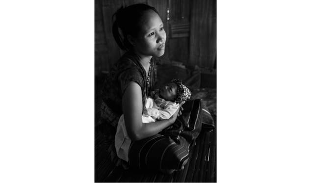 Karen mother with newborn child 2014