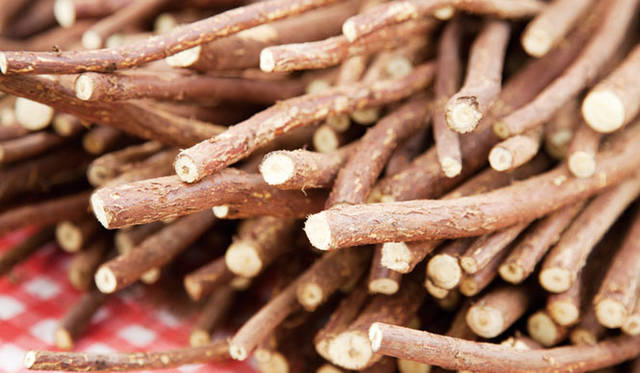 乾燥をケアする甘草