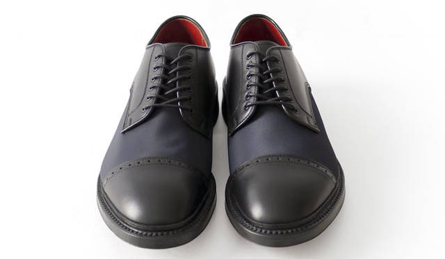 「Obliquie Straight-Tip」（ネイビー）