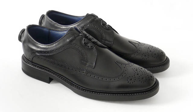 「Boa System Wing-Tip」（ブラック）5万9400円