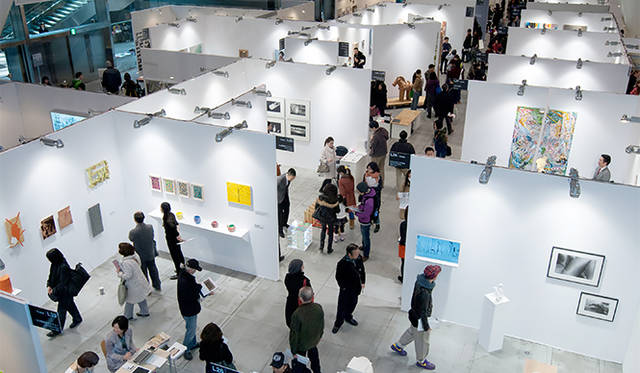 アートフェア東京 2014会場風景 / 撮影：岩下宗利