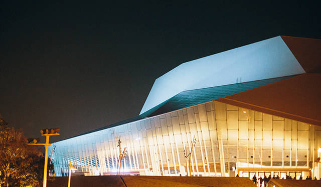 会場となった千葉・舞浜のアンフィシアター