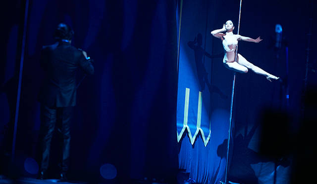 藤枝伸介氏のソプラノサックスとダンサーのPiPPiさんのセッション