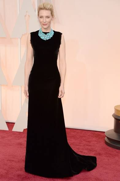 <strong>Cate Blanchett｜ケイト・ブランシェット</strong></br></br>ケイト・ブランシェットが着こなすブラックドレスは、ジョン・ガリアーノが彼女のために手がけたもの。</br></br>ドレス：メゾン マルタン マルジェラ オートクチュール</br>ネックレス：ティファニー</br>クラッチバッグ：ロジェ ヴィヴィエ</br></br>Photo credit: Getty Images