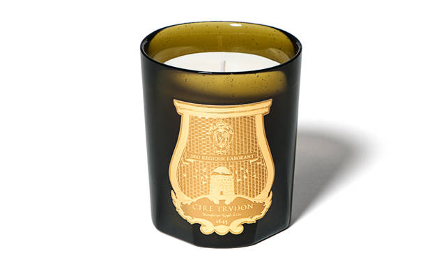 センティッド キャンドルGREAT(燃焼時間:約300時間）6万9120円、CLASSIC(燃焼時間:約55~65時間）1万260円、 TRAVEL（燃焼時間:約25〜30時間）6804円