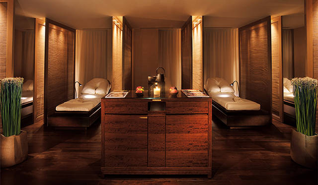 ザ・ペニンシュラ スパ<br />東京都千代田区有楽町1-8-1 6階<br />Tel｜03 6270 2299（スパ直通）<br />スパ営業時間｜10:00〜22:00