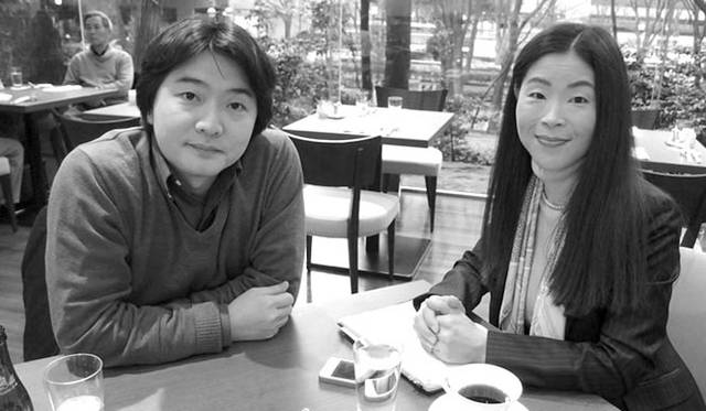 主催者の土門寛子氏（右）と、指揮者の山田和樹氏（左）