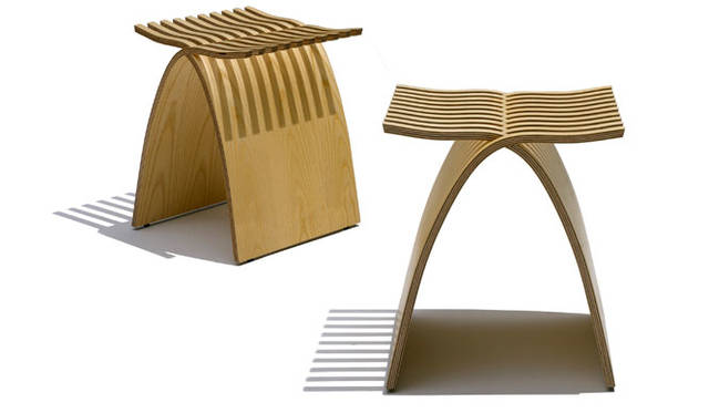 カペリスツール（Capelli Stool）