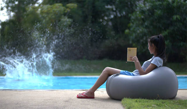 <strong>teamLab｜チームラボ</strong><br />『MUJI to Relax』　“ひとをダメにするソファ”としてSNSで話題になった「体にフィットするソファ」