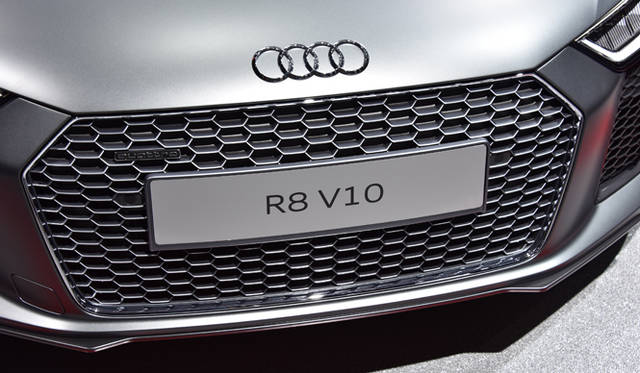 17_audi_r8_v10