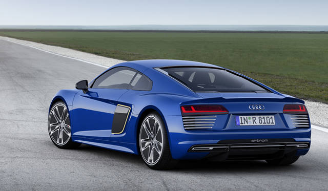 30_audi_r8_e-tron