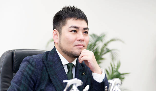 男性美容研究家・藤村 岳氏