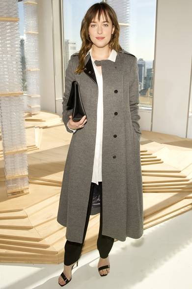Dakota Johnson｜ダコタ・ジョンソン</br></br>ボスのファッションショー会場・ニューヨーク