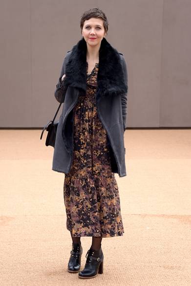 Maggie Gyllenhaal｜マギー・ジレンホール</br></br>バーバリー プローサムのファッションショー会場・ロンドン